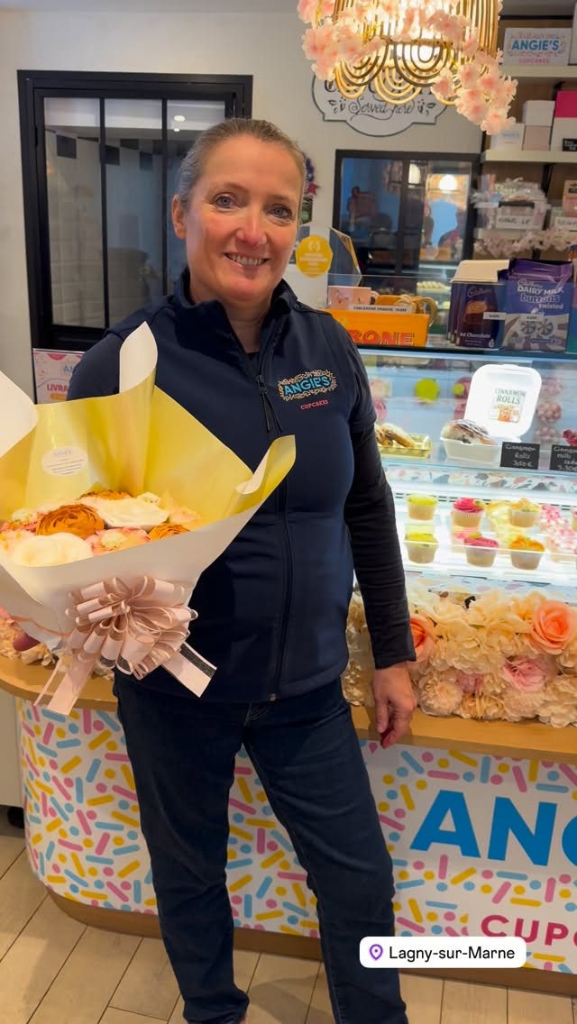 Bienvenue chez Angie’s Cupcakes , 43 rue du Chemin de Fer, Lagny sur Marne 💐💐🧁🧁💐💐🧁🧁
Parking des Tanneurs et parking du cinema 1hr gratuit
Gare de Lagny sur Marne ligne P ( Gare de l’Est / Meaux) à 5mins à pied !
Cupcakes, bouquets, cinnamon rolls, cinnamon rolls red velvet, carrot cake, cookies, boissons, épicerie fine, produits anglais, articles de pâtisserie, ateliers cupcakes
#angiescupcakes77 #bouquetsminute #cadeauinvité #bouquetdefleurs #bouquetdecupcakes
@lagnycommerces