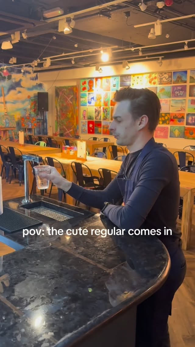 Oh she cute 😍🐶
#artplaylondon #artplay #artbar #goldenretriever #hospitality