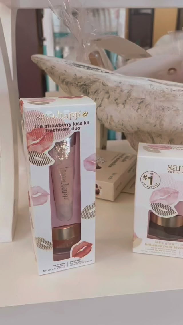 Love is in the air… and so are the sales! 💕
Enjoy 50% off Sara Happ for Valentine’s Day at Serenity Day Spa!
The perfect little gift (or self-love treat) at an even sweeter price. 🍭 These kits are wrapped and ready to go to make Valentine’s Day stress free! And while you’re at it, get her a new makeup bag to hold all her new goodies. 😉✨
📍1102 N Jackson
#magnoliaar #salonandspa #sarahapp #giftsforher #valentinesday