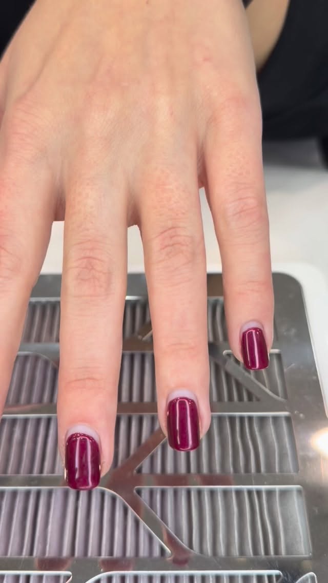 4 weeks later… still no lifting 👀
Russian BIAB retention proof →
Now refreshed in nude 🤍
Clean cuticles. Balanced structure. Luxury finish.
📍 Camden
#biab #nailsalon #russianmanicurenearme #bestnailsalonlondon #nail