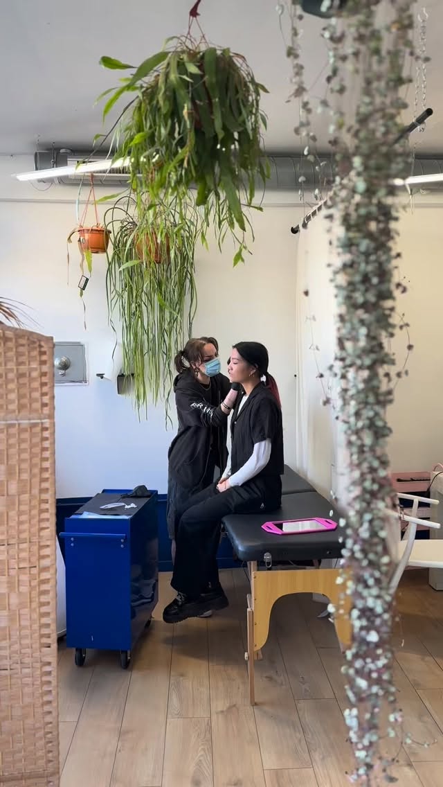 wednesdays - saturdays @piercingsbyjennine is your girl 🩷