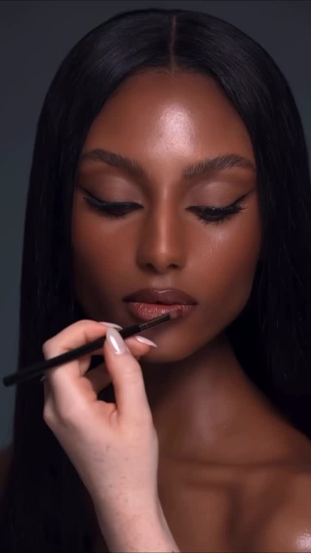 Love looks richer when it’s intentional. 🤎
Lustrous Latte was created for the woman who knows romance isn’t loud, it’s warm, grounded, and undeniably confident. ✨
Our Vegan Luxury Cream Lipstick delivers smooth, nourishing color that wraps your lips in comfort while elevating every look. 💄
Valentine’s Day is only 4 days away, and there’s still time to gift something meaningful, clean, and unforgettable. ⏳
Our Valentine’s Day Super Sale is live with 40% OFF sitewide, making it the perfect moment to give (or receive) luxury beauty without compromise. 💝
Because loving yourself and others starts with choosing better. 🌱
Tell us in the comments who you’re gifting this shade to (yourself counts). 💬
Tap the link in our bio and shop Lustrous Latte before the Valentine’s countdown ends. 🛍️
#valentinesday #cleanbeauty #makeuplover #luxurylifestyle #lovewins