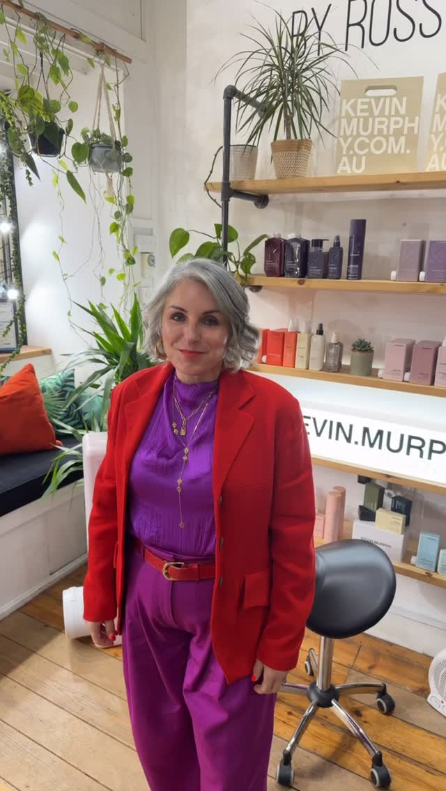 🌟Early Friday morning start for @thesecretgardenclinic 🌟
Have a great day Sharron, a big day of presentations.
Using @kevinmurphyuk products for a look to last.
#byrossgarcia #hellowinchester #hairsalonwinchester #kevinmurphyuk