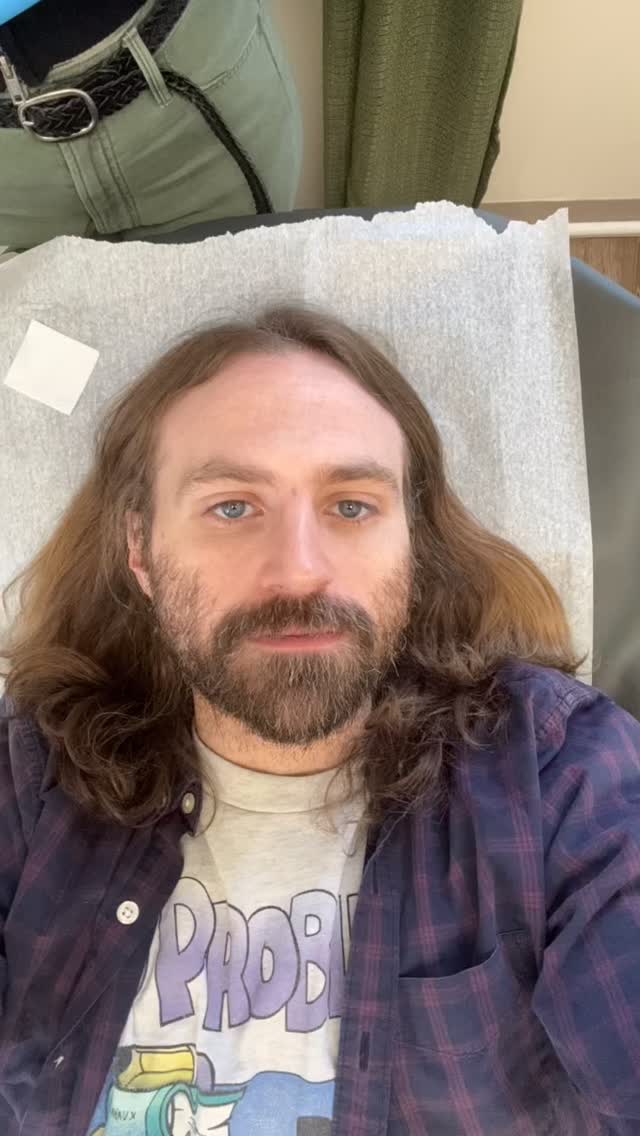 doinâ brows IS my business đ