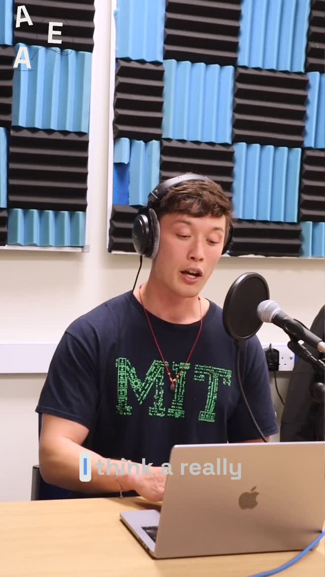 AI has been shown to boost productivity... but there's a catch.
In a recent study, motivation was found to drop 11% and boredom rose 20% when people used chatbots for help. Is the productivity gain worth the loss of fulfilment and ownership?
#AItools #ProductivityHacks #Motivation #Fulfillment #MeaningfulWork #AISolutions