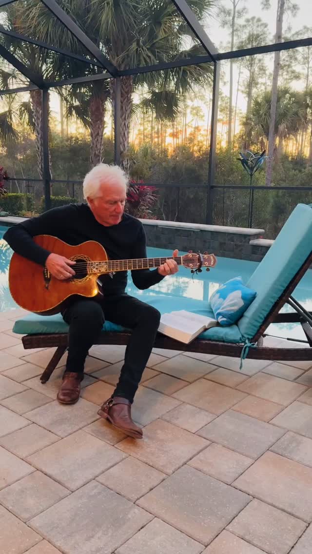 “SUNNY SUNDAY” …. from the close of a full day of singing and preaching in Naples, Florida, I want to emphasize that no matter how dark your perception is of this world, know that there is peace in the eye of the storm. His light will hover over you and bring you peace that passes ALL understanding. “For behold, the darkness shall cover the earth, And deep darkness the people; But the LORD will arise over you, And His glory will be seen upon you.” (Isaiah 60:2) #eyeofthestorm #peaceintheeyeofthestorm #jesusmusic #paulclarkmusic #paulclark