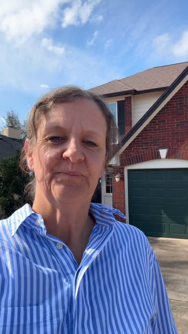 ✨ Closed in Pflugerville! ✨
Another beautiful home officially off the market in Pflugerville! 🏡
The sellers are beginning an exciting new chapter out of state — and while goodbyes are never easy, new adventures are waiting for them. 🌎💛
I’m so excited for the buyers as they step into this home and start creating wonderful memories of their own. From holidays and celebrations to quiet everyday moments — this is where life happens.
Grateful to have been part of of this journey. ❤️
#Closed #JustSold #PflugervilleTX #NewBeginnings #HomeSweetHome #TexasRealEstate #RealtorLife #GratefulHeart #MakingMoves #bhhstxrealty #berkshirehathaway #CentralTexasHomes #atx #listingagent #buyersagent #soldbysabine