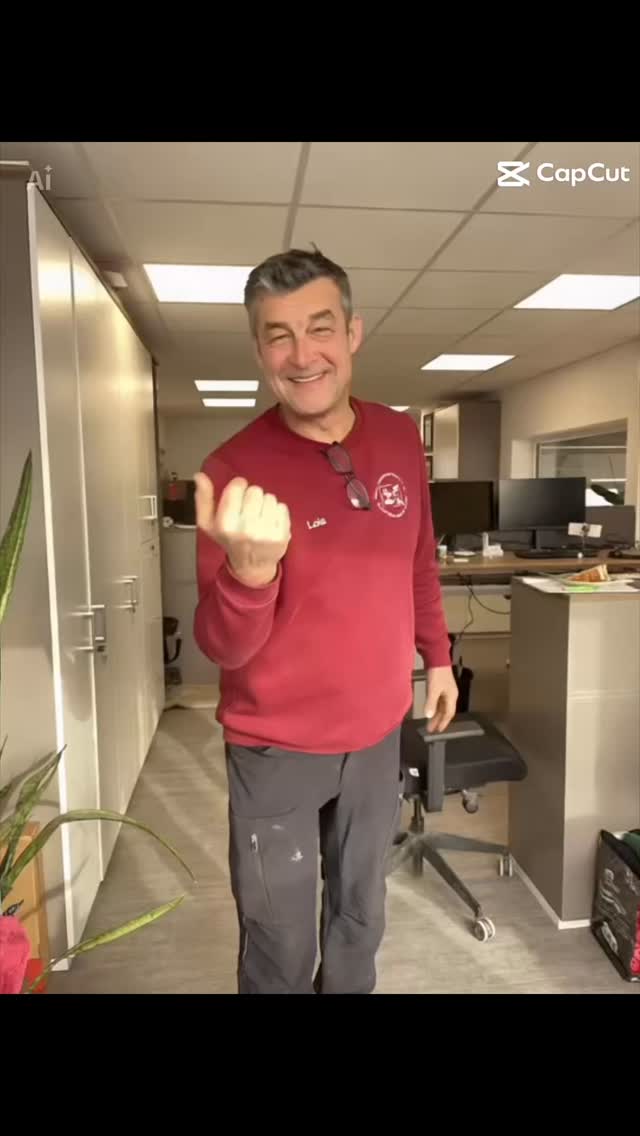 Wenn mal wieder alle unsere Fahrzeuge im Einsatz sind und unser Senior Chef ins Wochenende mag! 🏎️
#unserLois