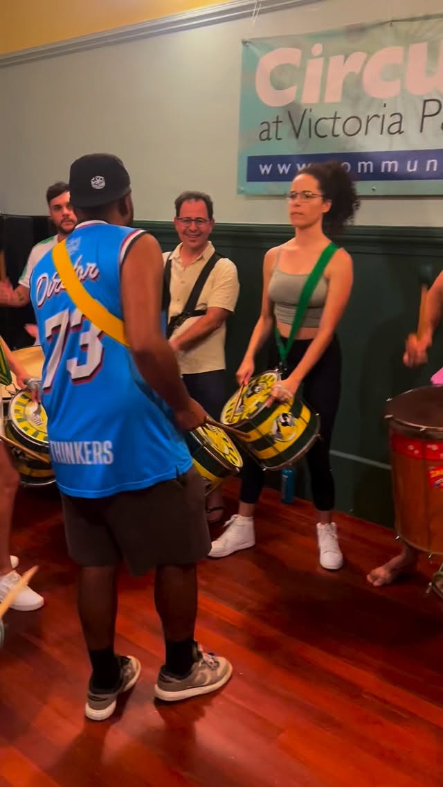This vibe 🔥
Sunday Feb 15th | 3PM | Aotea Square
Drum Struck Festival 🥁✨
You don’t want to miss this one!
Want to see more of us performing? Come dance with us 💃🏽
Vamos Brasil 🇧🇷
.
.
.
#sambapassion #nzfestival