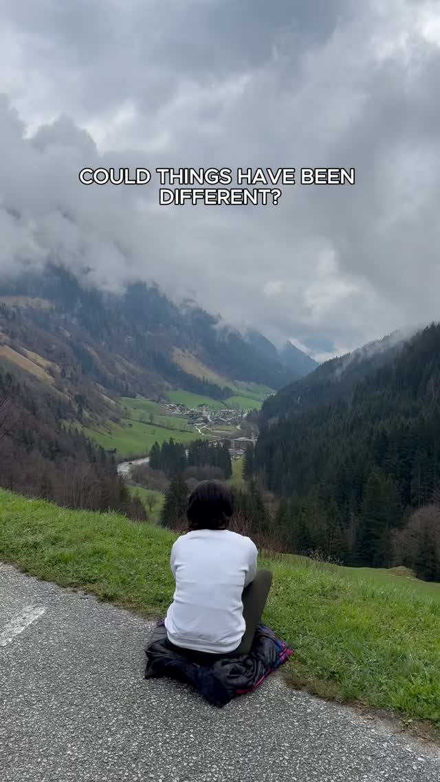 These are themes that come up again and again in my work supporting parents of children with allergies.
Parents replay moments.
Decisions.
Missed information.
Incorrect information from others.
Things they wish they had done differently.
And with those thoughts often comes sadness, anger, and a deep sense of guilt.
If you’re a parent holding this, I want to gently say this:
You are not to blame for your child’s allergy diagnosis.
These thoughts are not a sign that you’ve failed.
They’re a sign of how much you care, and how hard you’re trying to make sense of something that feels unfair and frightening.
Self-blame can feel convincing, especially when we’re looking back with knowledge we didn’t have at the time. But hindsight is not evidence.
Next week, I’ll be talking more about how to meet these thoughts when they show up, and how to begin building compassion for yourself alongside them.
For now, let this be a gentle reminder.
You did the best you could with what you knew then.
And that is enough.