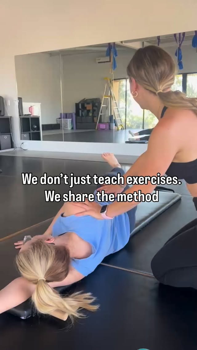 🔸We don’t just teach exercises
🔸We share the method
🔸Structure - routine - gaining knowledge, you can use in everyday life
🔸This is not a trend this is the original work
#contrology #pilates #josephpilates #classicalpilates #pilatesinstructor
