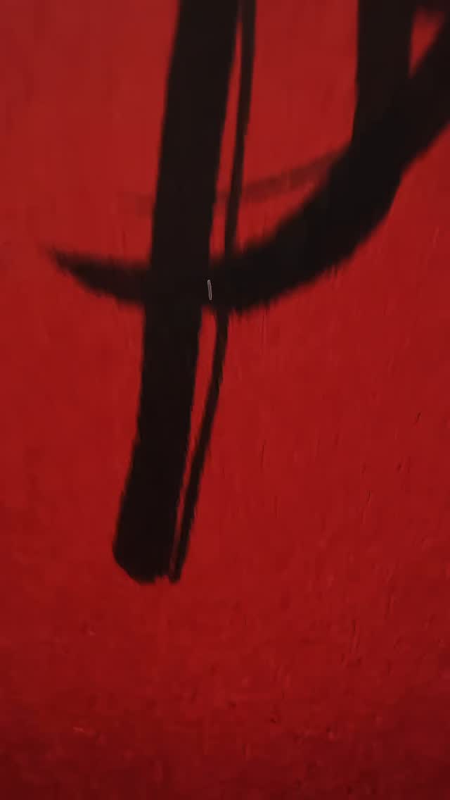 3 Burpees oder Dance Move?
Hier kommst du nicht einfach rein.
Hier musst du liefern.
Ob athletisch oder künstlerisch begabt –
alle haben abgeliefert. 🔥
More than a Gym 🖤
#bremen #hyroxtraining #gymtime #hybridtraining #functionalfitness