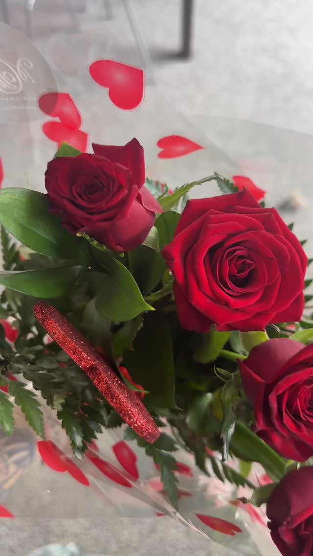 Who needs a boy when you have a chaotic friend who makes you feel special on a day that can be hard for newt singles.
Little valentines trip with my gal @mahdusa___ getting our nails done by @for.the.love.of.nails_kg thanks for putting up with our chaos.
“Give me your ugly hand” 😂