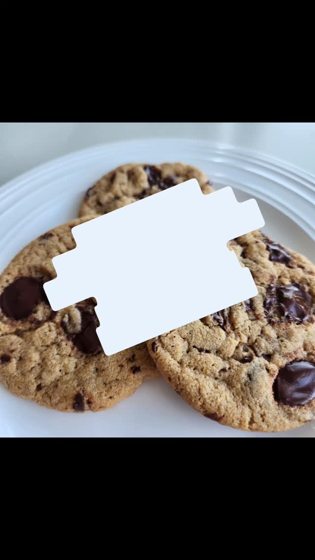 A cookie that is soft with that sugar-snap on the bottom 😋! Perfection 👌 Coming this summer! I promise it is absolutely delicious with or without your favorite mix-ins!
Pick up Nina's Gluten-Free Cornbread and Muffin Mix today!
@crosbys_marketplace
@cronigsmarkets
@goldengoosemarket
#cookiemix #Gluten-Free #bostoneats #salemeats #marbleheadmoms