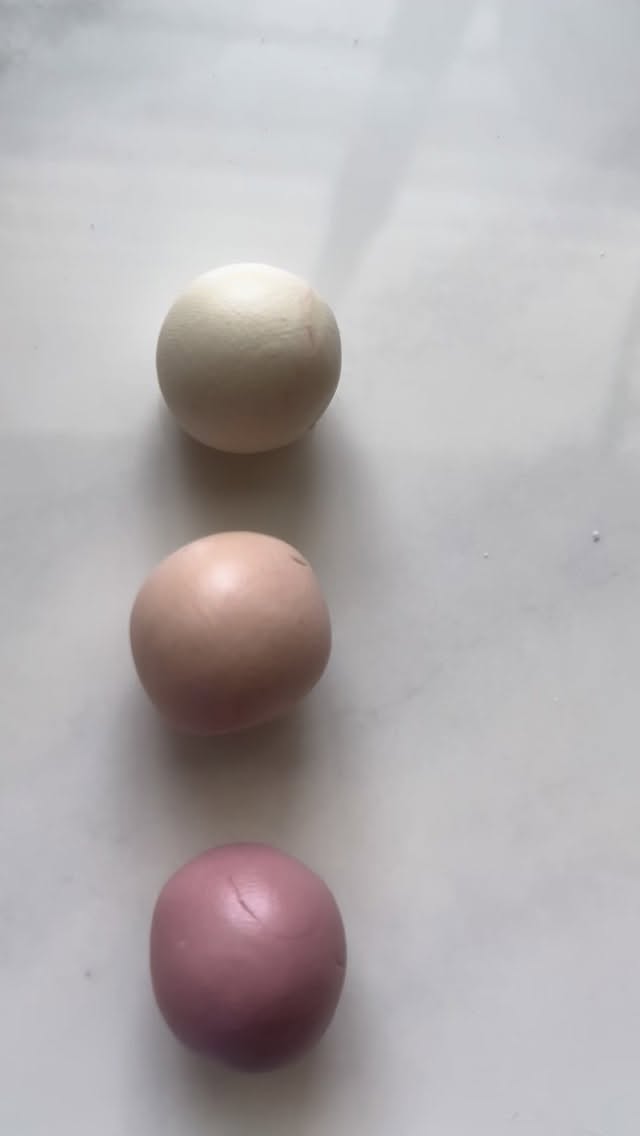 Final reveal of the full palette!! You asked and here is the completed final clay color palette completely mixed! 🥰 excited for new creations.
#claycolorpalette #colorrecipe #polymerclayartistsofinstagram #claycolormixing #claycolorrecipes