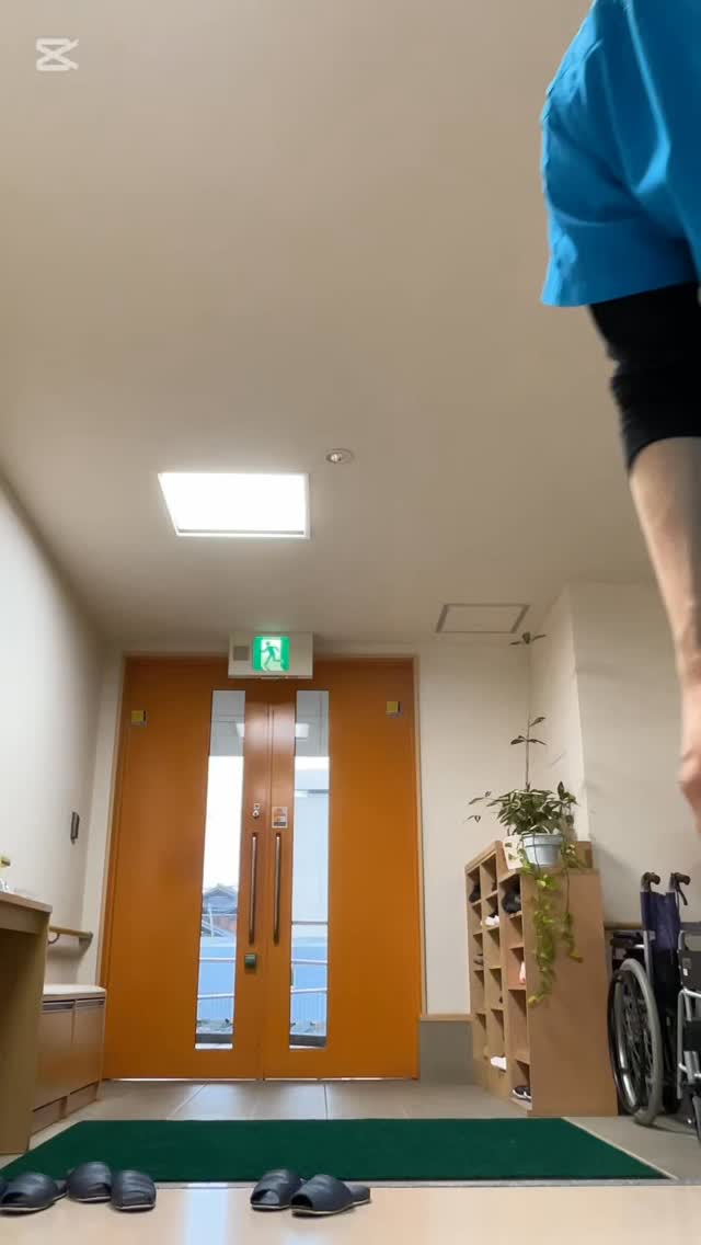 ウェーイ夜勤明けサイコー‼️🤣🤣🤣
スリッパ踏んじゃった💦すみませーん!🙇♂️🙇♂️🙇♂️
#蒲輪の里 #和歌山市 #サービス付き高齢者向け住宅 #介護 #和歌山市西浜
\自由と安心の暮らしを届ける愉快な仲間達/
🍀訪問看護・住宅・リハビリ特化型デもイサービス
🍀私たちの日常や取り組みをお届け
↓採用情報はプロフィールリンクから✨↓
ょ
◯ 医療・介護・生活支援で心地よい毎日を
◯ 確かな連携体制と先輩スタッフのサポート
私たちと一緒に笑顔の輪を広げませんか?😊