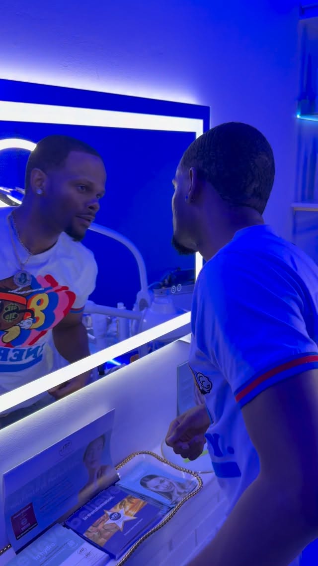 POV: He just looked in the mirror after his Crystal HydroDerm Duo 👀✨
No script.
No coaching.
Just real-time reaction straight off the table.
You can literally see the moment he notices:
✔️ Smoother texture
✔️ Brighter complexion
✔️ Cleaner pores
✔️ That fresh, healthy glow
Our Crystal HydroDerm Duo in Roswell, GA combines crystal microdermabrasion + hydro-infusion technology to deeply exfoliate, unclog pores, reduce razor bumps, and instantly revive dull skin — with zero downtime.
Men’s skincare isn’t extra. It’s maintenance.
If you’re in Roswell or the Atlanta area and serious about clear, confident skin, this is your sign to book.
📍 Luminance Beauty & Body – Roswell, Georgia
Tap the link in bio and experience the Crystal HydroDerm Duo for yourself.
#atlantaesthetician #hydrofacial #atlantaspa #mensfacial #atlfacials