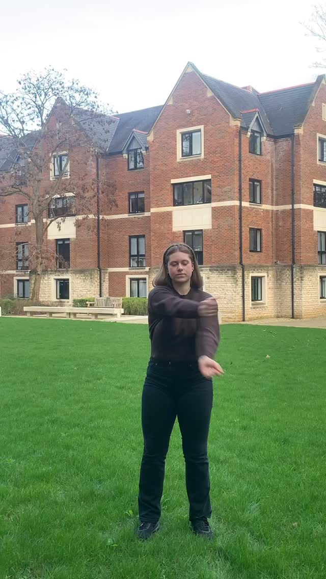 Helen rigorously preparing for a collaboration between the St Antony’s College Language Immersion Nights (LIN) and the Medieval and Modern Languages (MML) Graduate Network 🏃♀️
Come to our LINxMML event this Friday the 13th!
Enjoy our free charcuterie boards and wine!
Location and time: St Antony’s Buttery at 6 pm
Practice your languages or help others with practicing theirs! Sign up to attend with the link in St Antony’s Insta bio :)
Can’t wait to see you there!