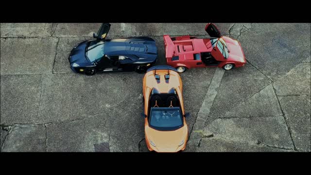 A drone's-eye view of automotive royalty. 🚁
From the wedge-shaped pioneer to the modern V12 monster, each Lamborghini receives the pinnacle of care.
This is #EmblemSportsCars: specialists for Ferrari, Maserati, and Lamborghini.
🎥 Filmed and edited by @beyond_car_concept
Specialists in premium automotive storytelling.
#Countach #HuracanPerformante #Aventador