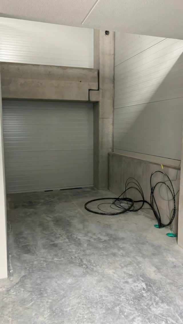 Auch am Faschingsdienstag wird bei uns montiert! In dem Fall eine feuerverzinkte Stahltreppe mit Podest in Unterthingau. Und jetzt wünschen wir allen Jecken einen schönen Fasching :D
#metallbau #stahlbau #teamGAST #handwerk
Montageteam: @kili.gruber