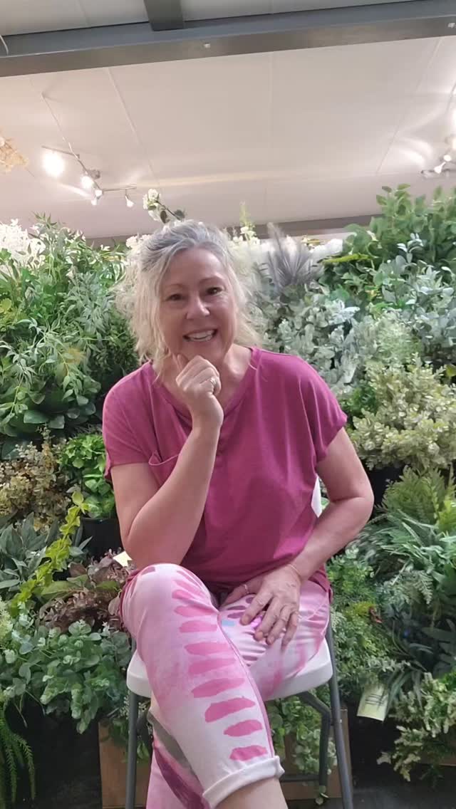 Okay… this took a few takes 😅
Talking on camera is clearly not my natural talent, but the excitement of drawing this winner definitely is.
Thank you so much to everyone who entered the giveaway and came to chat with me around the Pakenham Bridal Expo. It was genuinely lovely meeting so many couples and hearing about your wedding plans.
Congratulations to our bouquet winner! 🤍 I’ll be in touch with you directly.
And to everyone else — thank you for your interest, your kind words, and for taking the time to connect. I’m really looking forward to the conversations still to come.
All emails have been sent today, so I'm really looking forward to hearing from you all soon!
Kindest,
Wendy
#PakenhamBridalExpo #WeddingGiveaway #BridalBouquet #MelbourneWeddingFlorist #WeddingFlowersMelbourne