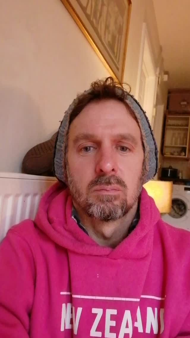 For anyone out there who so desperately wants new Earth to be here, & is feeling frustrated because it's not here yet... fret not. It starts with our own heart. It's an inside job!
With becoming comfortable in our own hearts.
New earth has to dwell within us - b4 it can manifest on the outside...
As within - so without - kinda thing.
We don't have to DO New Earth - we just have to be it.
The more that we become the new Earth inside us... the more it will show up externally...
Its coming!!
much love
#newearth #healing #newparadigmliving #selflove