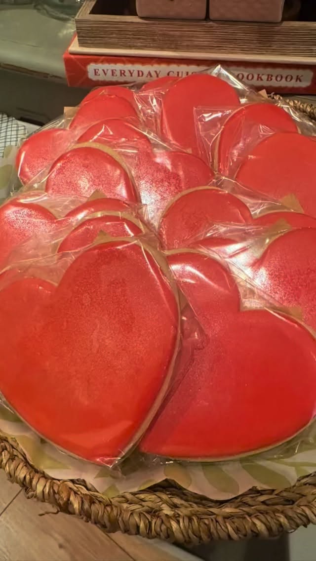 OMG!!!! These cookies are aMaZing!! Sweet Day Cookies make the most delicious cookies on the planet! They have mastered the art of making a beautiful AND a delicious cookie!
We get to offer them at The Nest!
#sweetdaycookies
#thenestonmainbelair
#sweettreatforyourvalentine