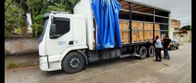 De projeto no papel para energia em operação.
Em Vila Velha, mais uma usina de investimento começa a sair do plano e ganhar forma.
Energia limpa, previsibilidade financeira e visão de longo prazo. O futuro não se espera. Se constrói. ☀️⚡ #energiasolar #usinasolar #energialimpasa #geracaodistribuida
#fotovoltaica