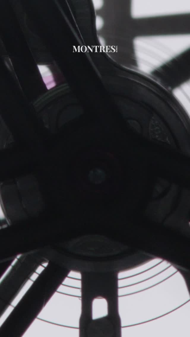 스위스 럭셔리 워치메이커 위블로(@hublot)가 새로운 글로벌 앰버서더의 뒷모습이 담긴 티저 영상을 공개했습니다. 글로벌 아티스트이자 21세기 팝 아이콘인 새 글로벌 앰버서더는 2월 12일 목요일에 공개될 예정입니다.