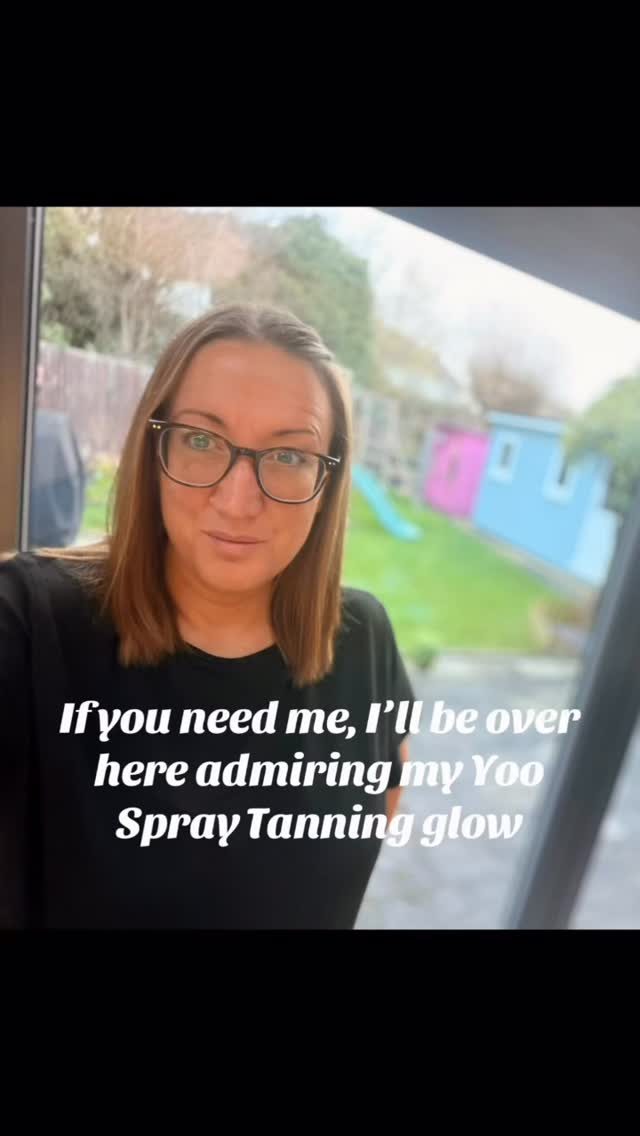 A little winter pick‑me‑up never hurt anyone. I popped over to Yoo Spray Tanning last night and had the loveliest experience — the kind where you walk out feeling looked after and glowing.
If you’re craving a bit of bronze in the middle of the cold months, this is your sign
@noush_yoospraytanning thank you for working your magic on me
#tanning #blackmagic #glow #metime #selfcare