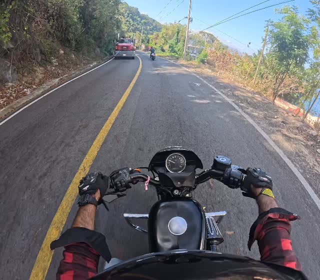 Riding the southern coast.#puertovallarta #motorcyclerental #harleydavidsonmotorcycles #slavesoffreedom #motorcycle