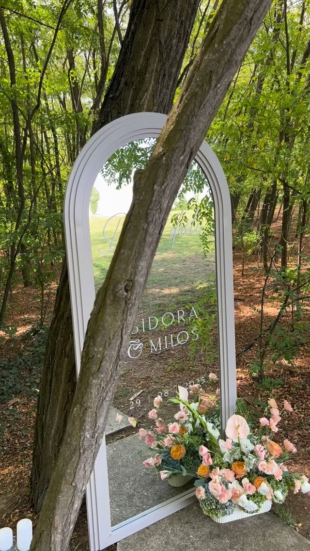 🤍
.
.
.
.
.
.
.
.
#medimleko #dekoracijavencanja #weddingdecor #weddingstationery #placecards