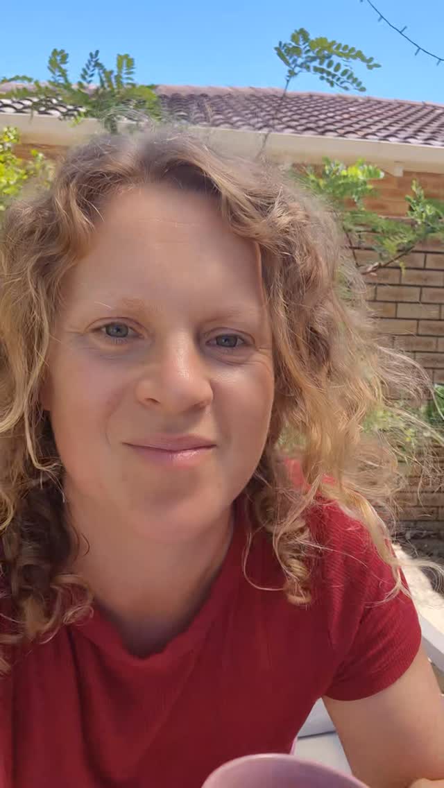 Four sensory play ideas to pull out this Valentine's Day!
You're welcome 😁
.
.
.
#valentinesdaycraft #toddlercrafts #valnetinesdayactivities #toddlermum #toddlerlife
If you're new here I'm Gabbie, this is Bundabubs Art Play. So happy to have you here. Have a look around at all that we have to offer from art birthday parties to after school art sessions to school incursions and adult sessions, I hope I can get creative with you soon!