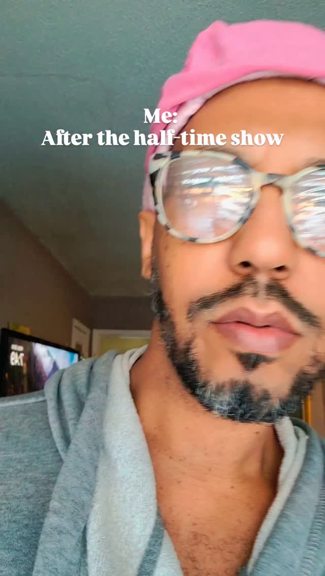 Where did this accent come from? Is this what ya'll meant when ya'll would say, "Blatino"?
#superbowl #halftime