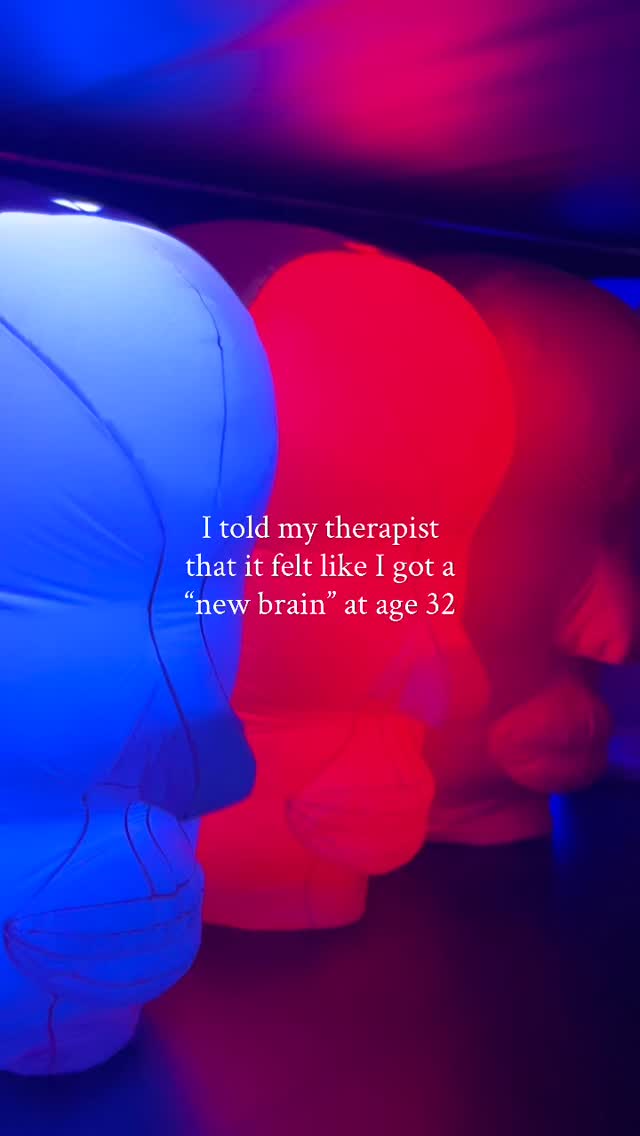 Science just confirmed that your brain doesn’t actually reach its “Adult Era” until age 32, marking a major biological turning point where your neural wiring shifts from constant construction to peak efficiency. 🔗 to study in comments.
The “Age 32” Breakdown:
According to the 2025 study “Topological turning points across the human lifespan,” that feeling of “getting a new brain” in your early 30s is backed by significant data. Here is what happened:
• The End of the Adolescent Phase: The researchers discovered that the brain’s developmental “adolescence” actually persists much longer than we thought. Age 32 is identified as the official transition into the “Adult Era,” the longest and most stable phase of your brain’s life.
• Peak Global Integration: Around 32, the brain reaches a peak in how well its different regions communicate. You are essentially operating on your most efficient “operating system” yet.
• Streamlined Processing: This turning point marks a shift from building new connections (integration) to organizing them into specialized, high-speed modules (segregation). This makes your thinking feel less “noisy” and more focused.
• Cognitive “Settling”: Because this transition stabilizes the brain’s architecture, it often results in better emotional regulation, improved decision-making, and a stronger sense of identity.
#therapy #millennialtherapist #neuroscience #nervoussystem #mentalhealthtip