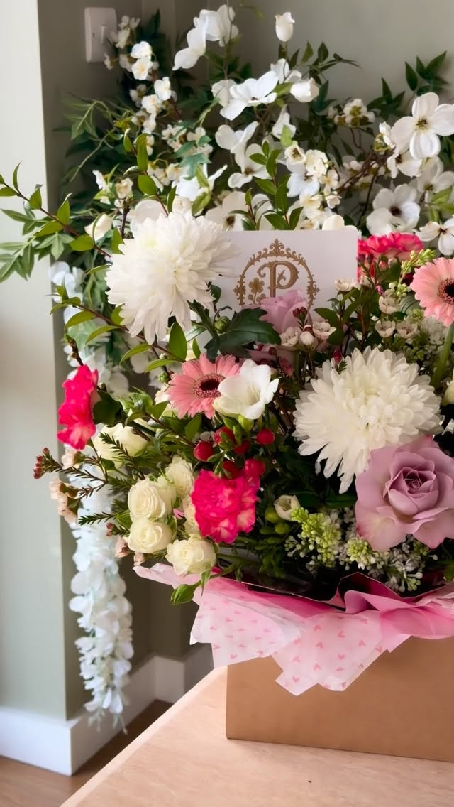 Valentine’s Week begins 🕊️
Blushing pinks, fragrant lilacs, and a whole lot of love 💗
#valentines #florist #flowerdelivery #newmarket #cambridge