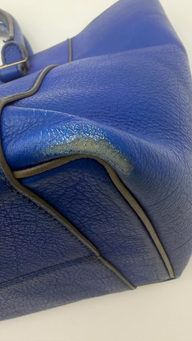 Straight to the point 🖌️ beautiful Victoria Beckham tote restored by us 💙