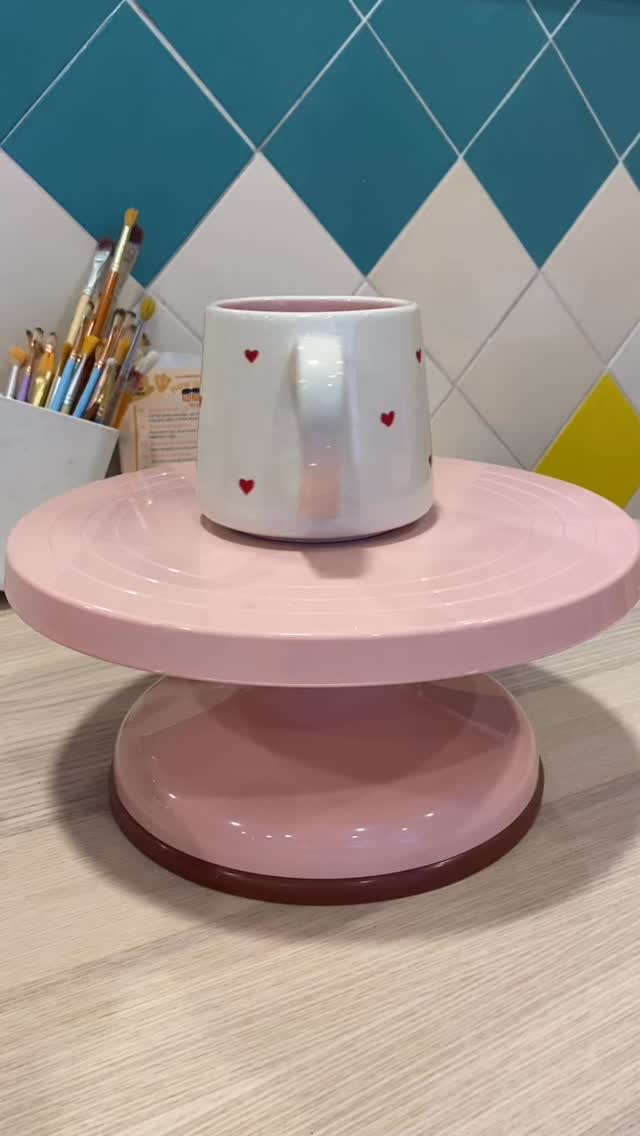 🌺 💕 Valentine’s feels on lots of uptown mugs lately 💕🌸