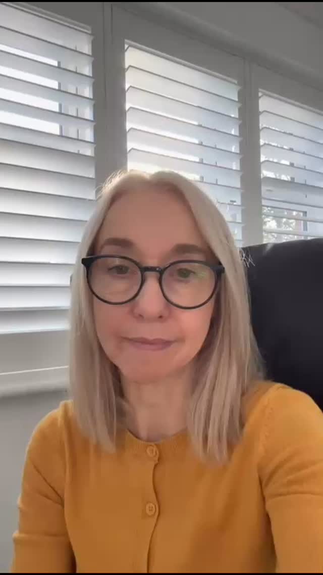 Listen to why Gill comes along to a lunchtime talk.
Gill attends St Helen’s Bishopsgate lunchtime talks but similar talks happen all over central London.
Find your nearest: gospelatwork.org.uk/map
#lunchbreak #christianity #london #gospelatwork