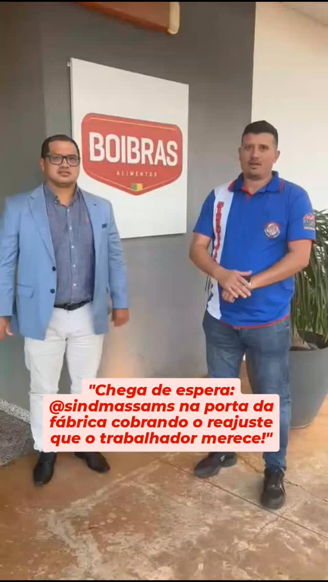 📢 Atenção, trabalhadores da BoiBras de São Gabriel do Oeste!
O SINDMASSA MS esteve presente na porta da fábrica neste dia 09/02/2026 para dar início à primeira rodada de negociações salariais. 🤝
Nosso Presidente, Fábio Bezerra, junto ao Diretor Local, Júnior, reforçam o compromisso com a transparência:
✅ Apresentamos a pauta de reivindicação de aumento salarial (retroativo a agosto);
✅ Estamos aguardando a posição oficial da empresa nos próximos dias;
✅ Assim que tivermos a proposta, faremos uma ASSEMBLEIA para que vocês decidam!
O sindicato não faz acordos às escuras.
O nosso compromisso é trazer a proposta para quem realmente importa: VOCÊ, trabalhador.
Fiquem atentos aos nossos comunicados! A luta continua! 💪🏭
#SINDMASSAMS #BoiBras #SãoGabrielDoOeste #NegociaçãoSalarial #DireitosDoTrabalhador LutaSindical Transparência