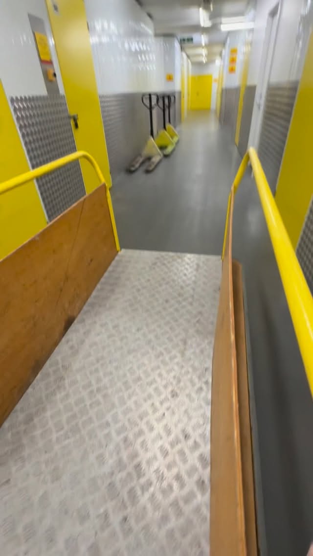 Day in the life of fitting shutters #shutters #blinds #smallbusiness #smallbusinessowner #blindskent