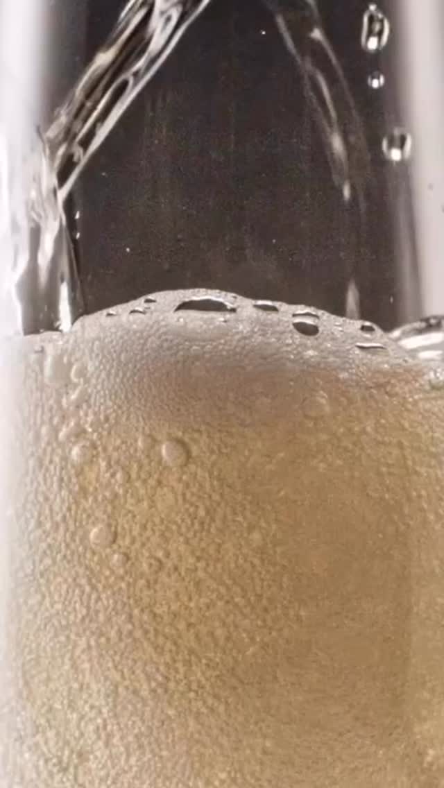 3 WINNERS 🥂🍾 💕 in one day - now there’s a reason to pop open the bubbles!
THIS SATURDAY we will be selecting a few lucky tables to receive a complimentary bottle of prosecco to celebrate Valentine’s Day 💗 Simply book a table and you’ll be in the running 🙌🏼
#thepelicanfishandchips #livelovelocalnorthdevon #freeprosecco