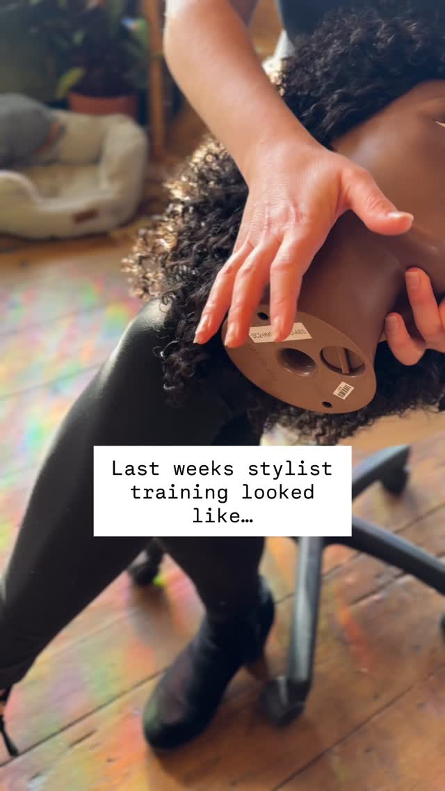 I’m always thinking of how we can add value to your appointment with us…
Those of you who have been with us for sometime will know this chair was the first thing I bought for the salon when I got the keys! After a bit of time and me loosing a few hairs through the stresses of ordering… it’s in!
I wanted your hair wash to feel as though you are escaping, to feel deeply grounded and relaxed. I also felt there needed to be a specific flow, in college we are taught to massage massage massage but they don’t teach us a flow and after a brutal experience in another salon I knew we had to offer better!!
I sent Sophie from The Urban Retreat in Christchurch to experience the previous treatment I had and she agreed we can do something that creates the vibe! She has years of experience in beauty therapy and conjured up a beautiful flow concentrating on deep relaxation.
This massage can be found with our Warming Glow ritual - a heated treatment designed to repair and replenish your hair from within. Herbal Harmony ritual - Where we create a personalised tonic for your scalp to encourage Growth, Soothe or create strength. And ALSO for every client having their hair washed in an appointment… she’s cleverly designed a massages for each!
Not only that but we twin the massage with a beautiful handmade weighted blanket made from morino wool, an eye pillow….and for the warming glow ritual, headphones playing music that drift you away!
Your curls simply won’t know what’s hit them…they’re going to be so juicy!!
Fancy trying it out for yourself? We’ve got a cracking deal coming up in our Spring sale! Comment SPRING SALE for all the details!
#curlspecialist #curlyhair #bournemouth