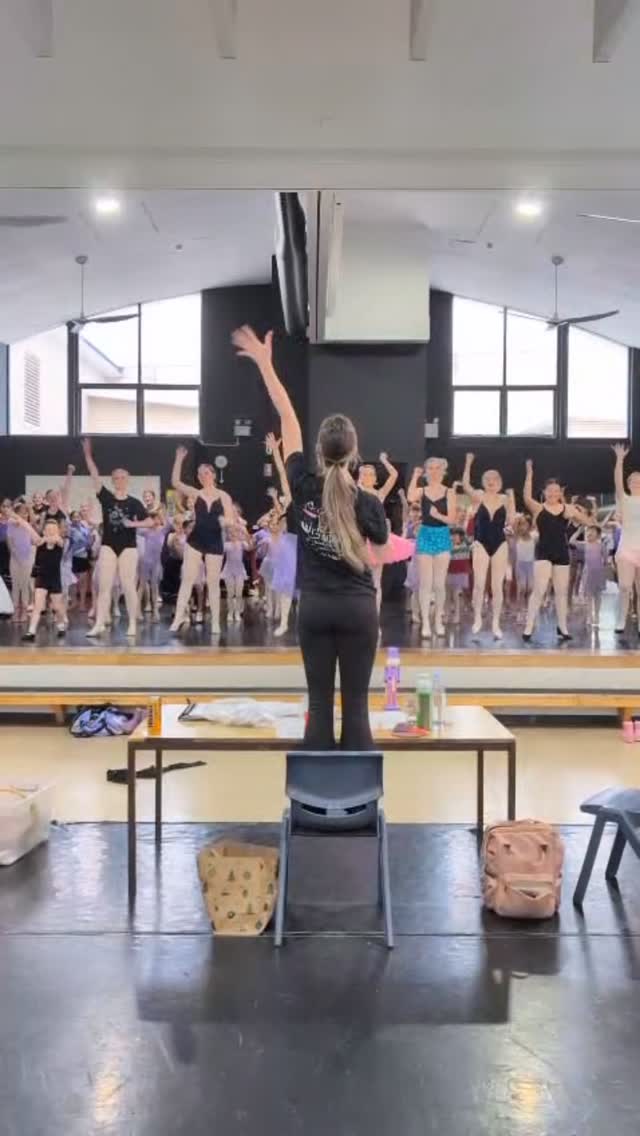 Nutcracker memories 💭🥰
What’s your favourite memory from our 2025 concert?! 💜
#onbeatgoesnutty #onbeatdancestudios