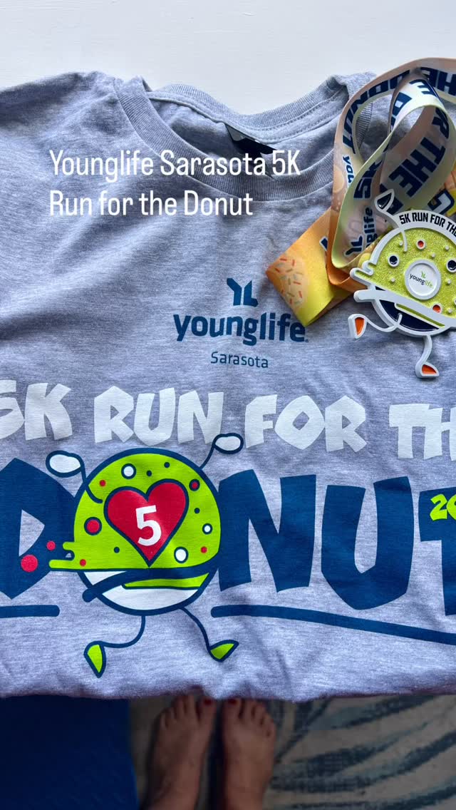 Fifth year and running!! Congratulations 🎉 to Anne McFall and Younglife Sarasota for another awesome 5K Run for the Donut! I designed the race collateral for the event! #sarasota #florida #younglife #donuts #5k