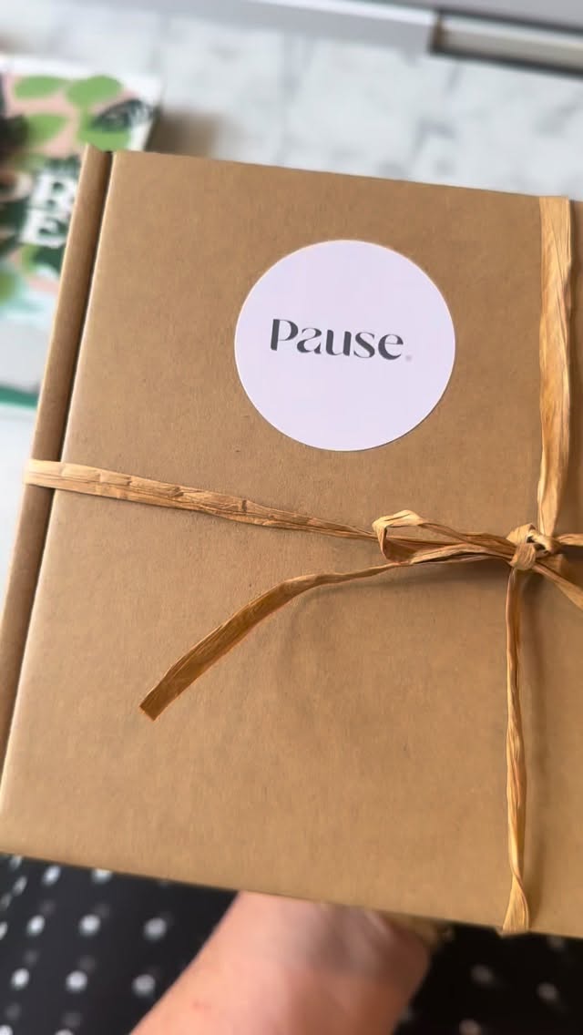 POV: someone gifts you what feels like a reset in a box.
Silk eye mask 😴
Essential oil candle 🕯️
Aromatherapy roller 🌿
Part of the Pause Collection - curated to support your wind-down.
#pausecollective #sleeproutine #slowlivingaustralia #intentionalliving #mindfulmoments