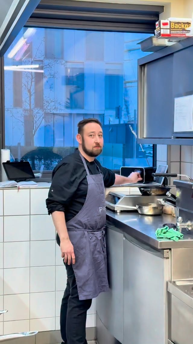 Seid ihr schon überzeugt?
Barbarie Entenbrust - täglich im PIER 6
#pier6 #restaurant #humor