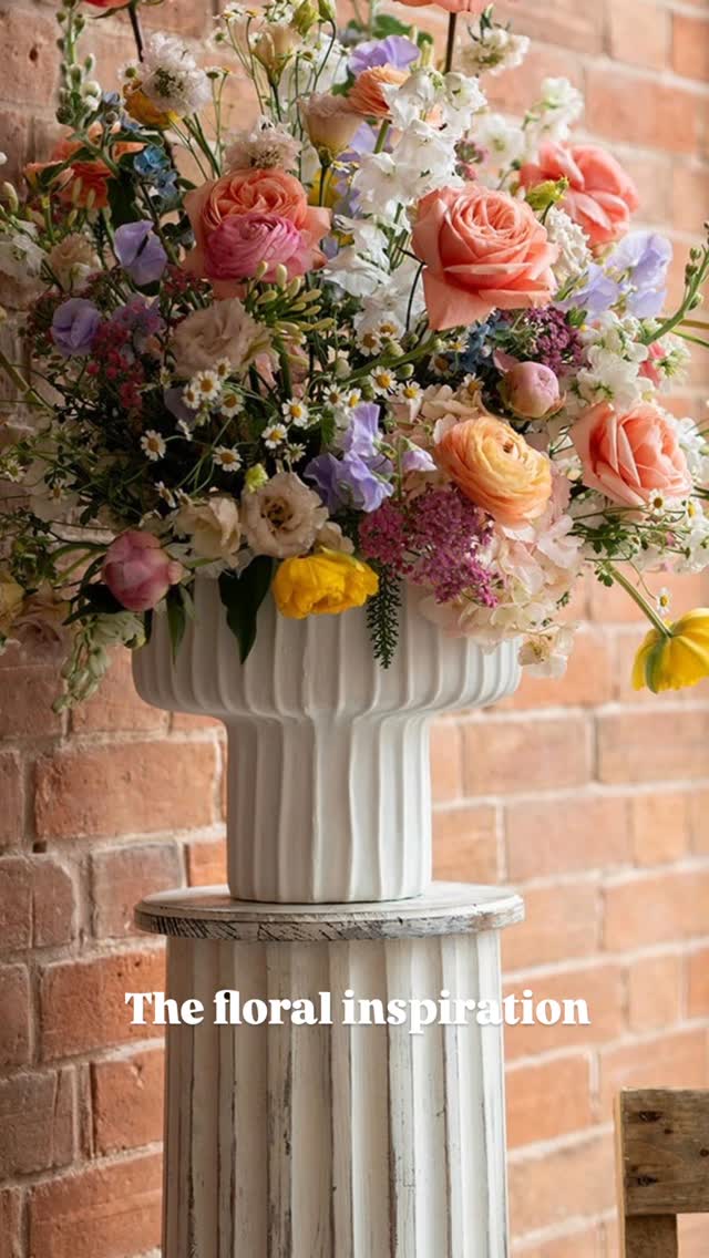 Your wedding flowers don't just belong in a vase, they can live through your whole wedding day and beyond 🌸
The fancy florals collection creates your wedding stationery from your wedding flowers, creating pieces you can keep forever.
💐Florist: @roxfloral
📷 Photographer: @kayleighpope
👩❤️👨 Couple: Bessie & Mike
@bessie_94 @mike.linford