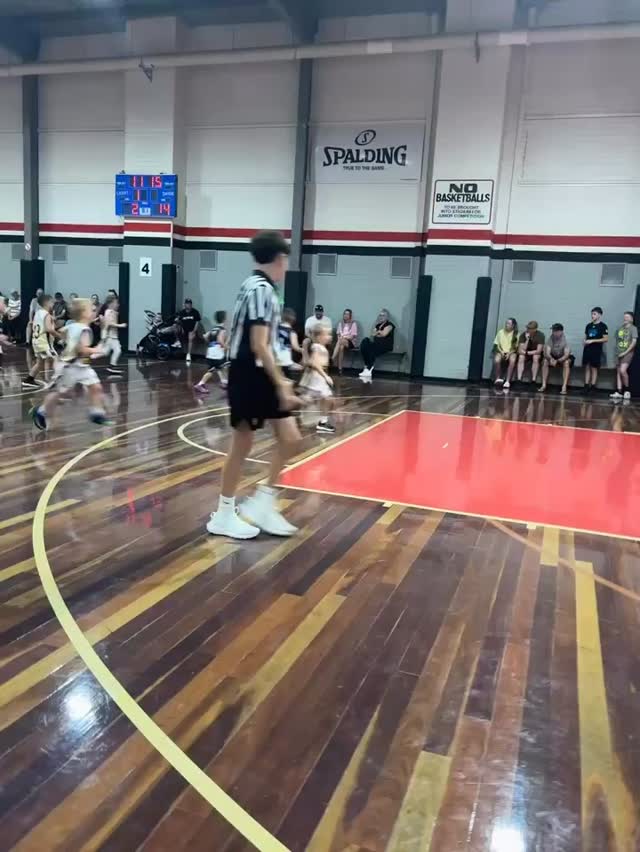 ⭐️ First goal of his career for Levi! Many more to come young fella.
🤔 Who was more stoked? Levi or his parents? 🙌🏻