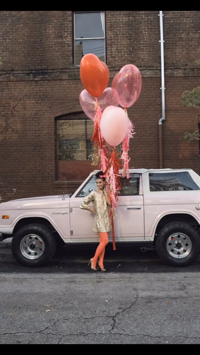 With love from Vintage Modern Houston. ๐
#ValentinesDay #VintageLove